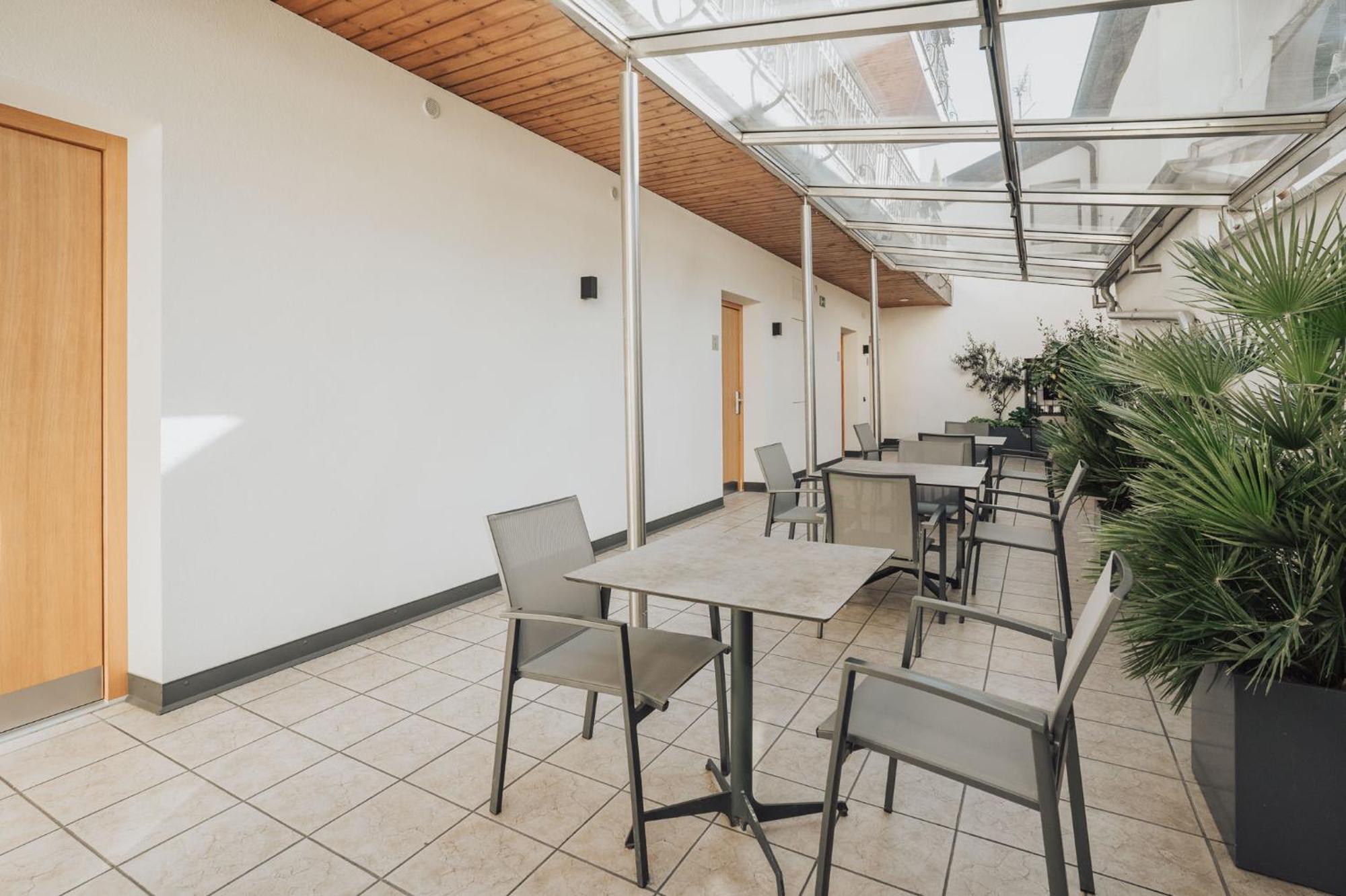 Feichter Hotel & Bistro Больцано Экстерьер фото